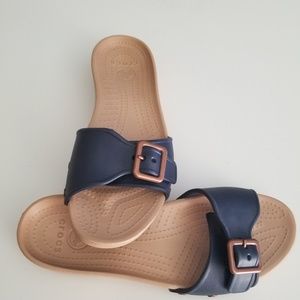 Crocs Sarah W Wedge Sandal